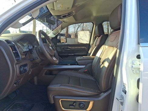 Used 2025 RAM 1500 Limited image 13