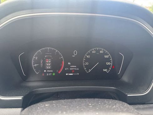 Used 2023 Honda Pilot Touring image 15