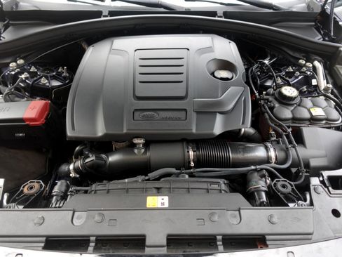 Used 2021 Land Rover Range Rover Velar R-Dynamic S image 24