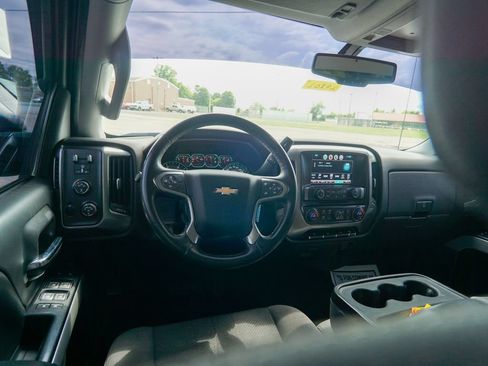 Used 2016 Chevrolet Silverado 2500 LT w/ LT Convenience Package AWD/4WD image 13