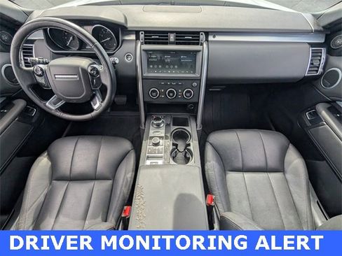 Used 2020 Land Rover Discovery Landmark image 7