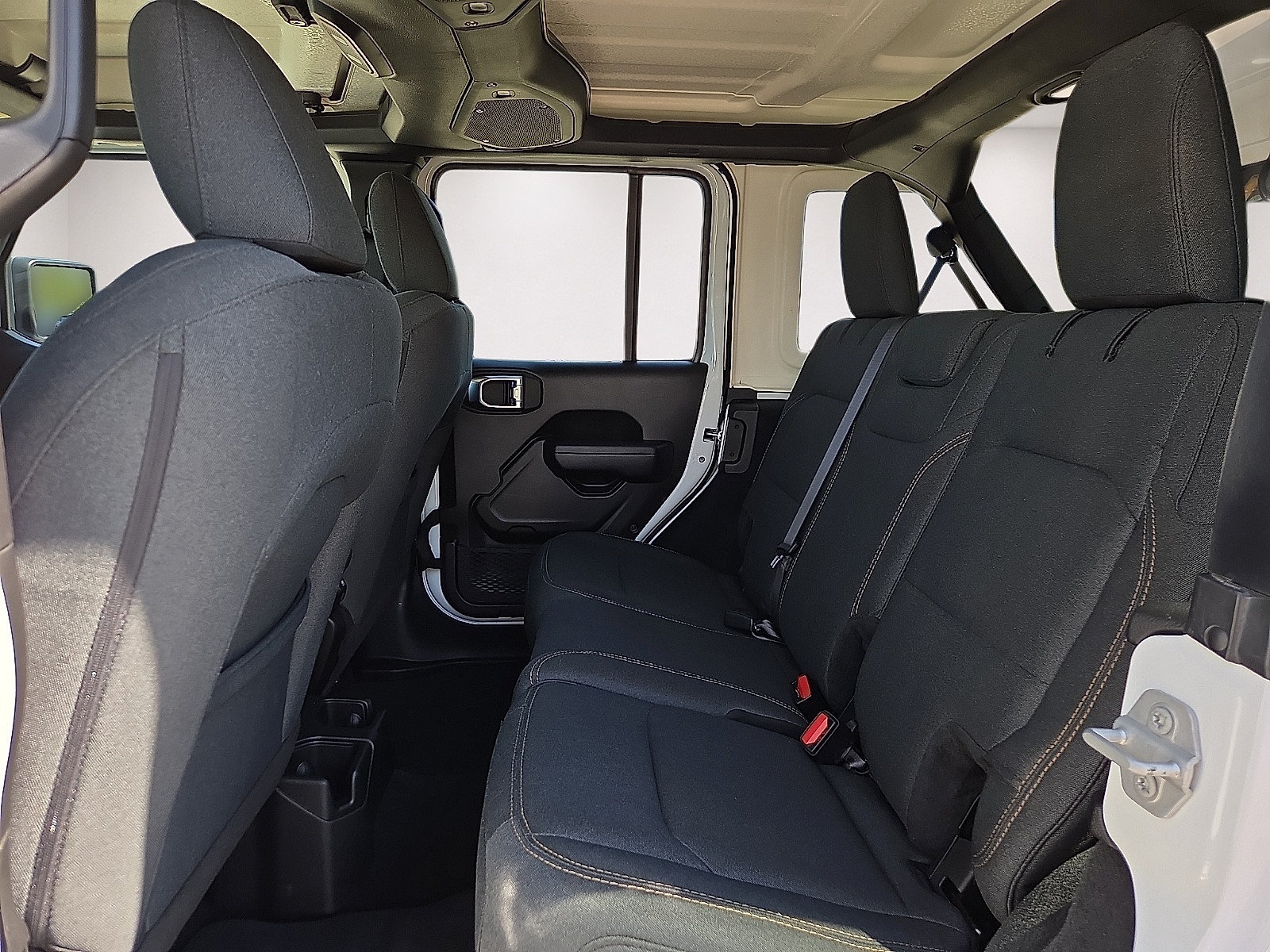 Used 2024 Jeep Wrangler Unlimited Sport AWD/4WD image 10