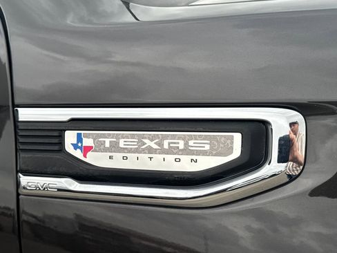 Used 2021 GMC Sierra 1500 SLT image 13