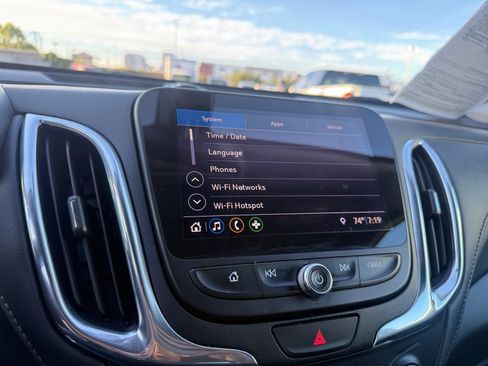Used 2019 Chevrolet Equinox Premier AWD/4WD image 20