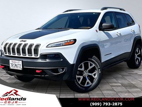 Certified 2016 Jeep Cherokee Trailhawk w/ Leather Interior Group AWD/4WD image 1