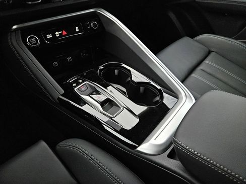New 2025 Audi Q5 Premium Plus AWD/4WD image 14