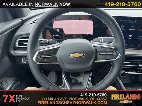 New 2025 Chevrolet Traverse LT w/ Driver Confidence Package image 19