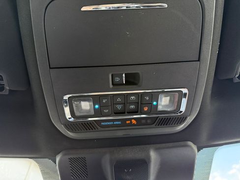 Used 2021 Ford F150 Lariat w/ Equipment Group 502A High AWD/4WD image 33