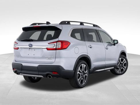 Used 2023 Subaru Ascent Limited AWD/4WD image 4