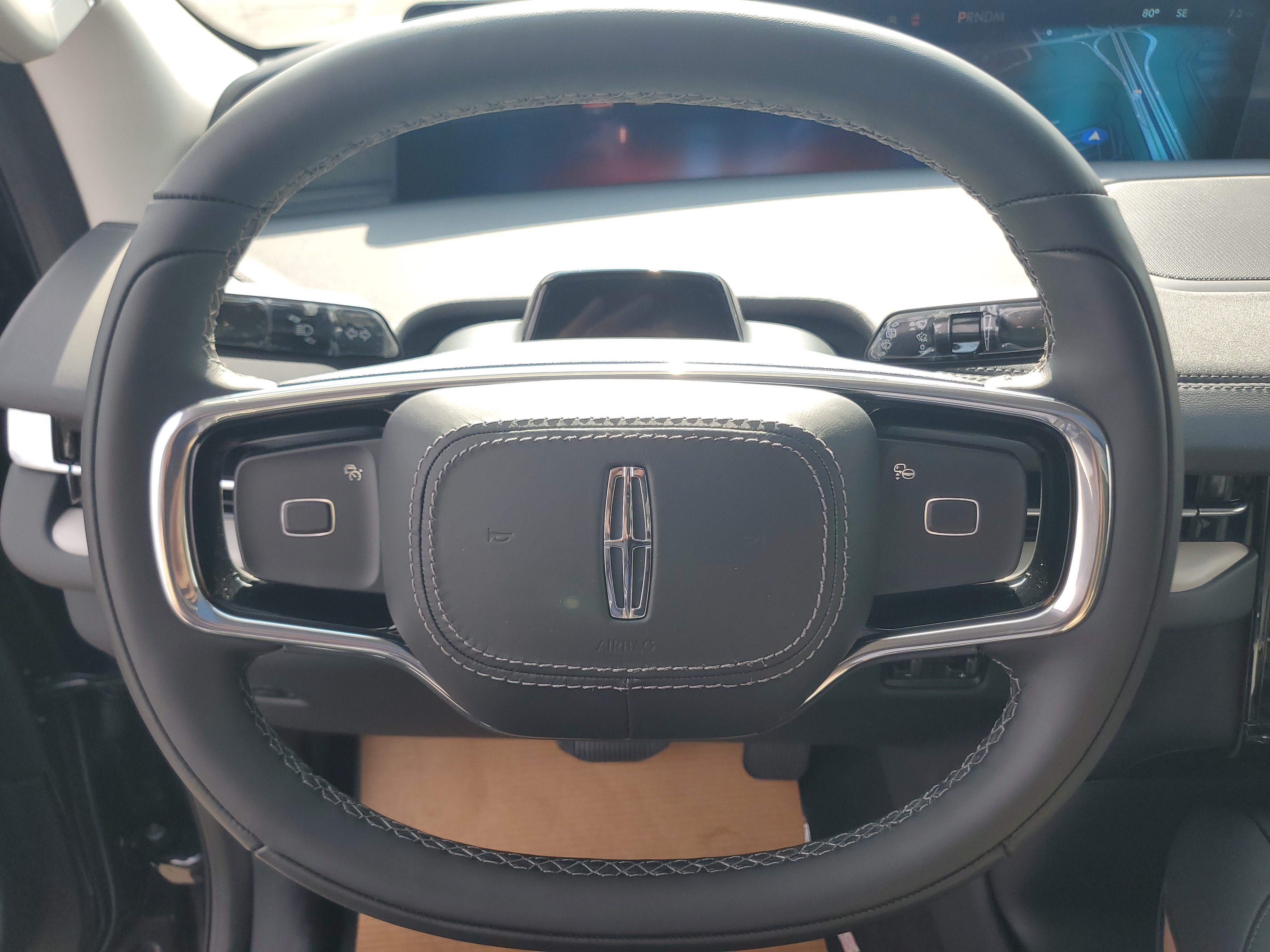New 2027 Lincoln Navigator L Reserve AWD/4WD image 16
