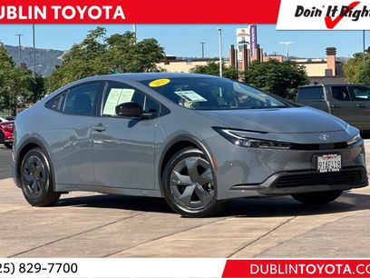 Used 2025 Toyota Prius LE