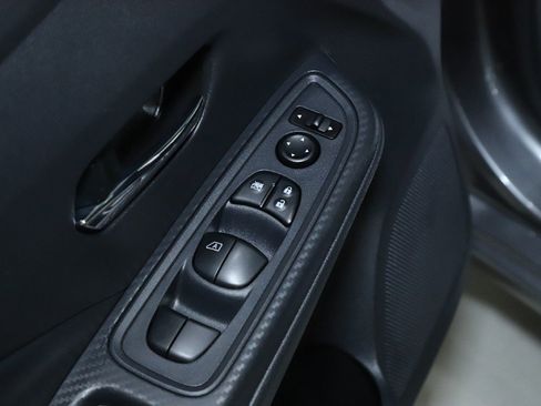 Certified 2025 Nissan Versa SV image 16