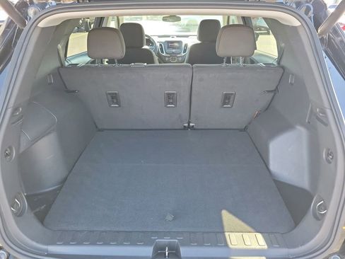 Used 2024 Chevrolet Equinox LT w/ LPO, Floor Liner Package FWD image 11