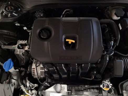 Used 2024 Kia Forte LXS FWD image 30