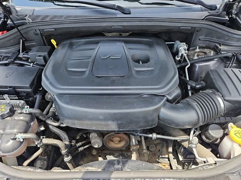 Used 2021 Jeep Grand Cherokee Laredo X AWD/4WD image 37