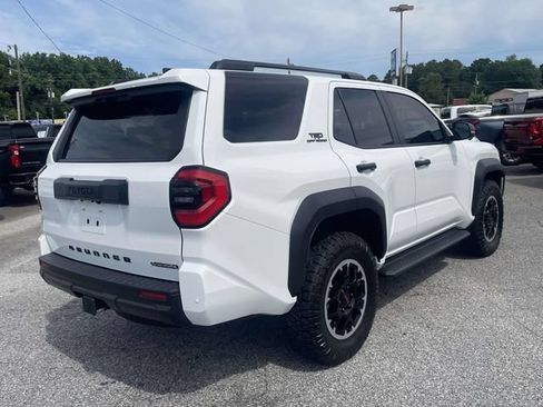Used 2025 Toyota 4Runner TRD Off-Road Premium AWD/4WD image 5