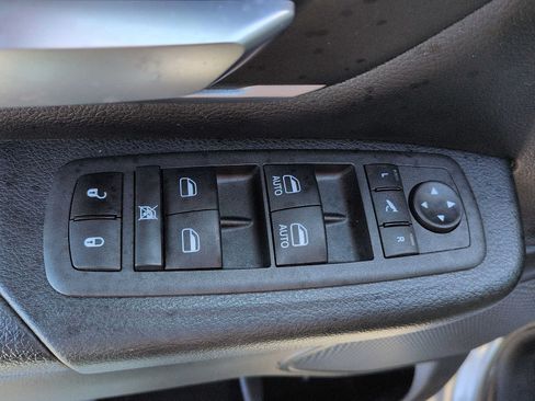 Used 2022 RAM 1500 Big Horn AWD/4WD image 15