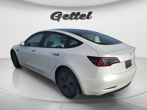 Used 2023 Tesla Model 3 Standard Range RWD image 5