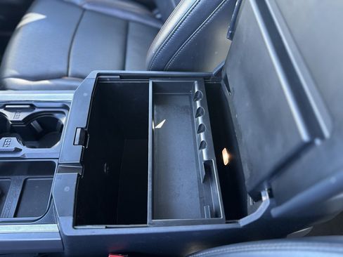 Used 2025 Ford F250 Lariat image 24