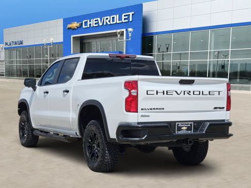 New 2026 Chevrolet Silverado 1500 ZR2 w/ Dark Appearance Package AWD/4WD image 4