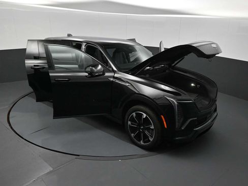 Used 2025 Cadillac Escalade IQ Sport 1 AWD/4WD image 26