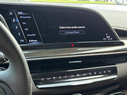 Certified 2024 Cadillac Escalade Sport w/ LPO, ONYX Package AWD/4WD image 30