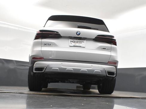 New 2026 BMW X5 sDrive40i w/ Climate Comfort Package image 41