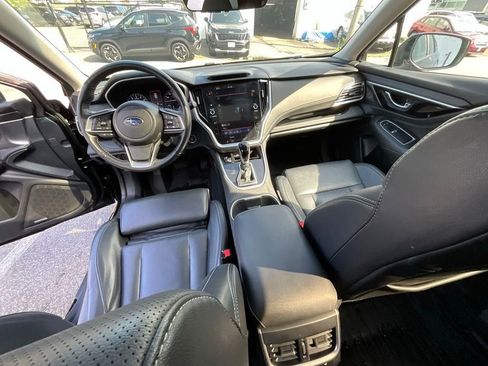 Used 2020 Subaru Outback Limited image 24
