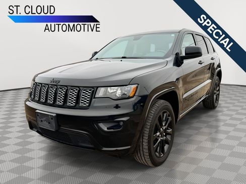 Used 2020 Jeep Grand Cherokee Altitude AWD/4WD image 1