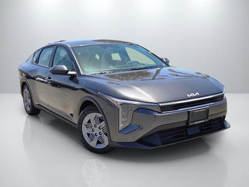 New 2026 Kia K4 FWD image 1