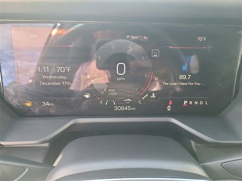 Used 2024 GMC Acadia Elevation image 29