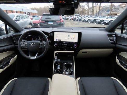 Used 2024 Lexus NX 350 AWD w/ Luxury Package image 17