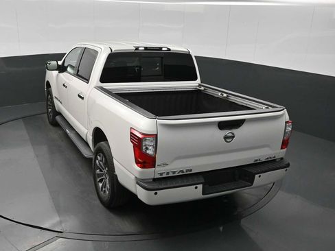 Used 2019 Nissan Titan SL image 20