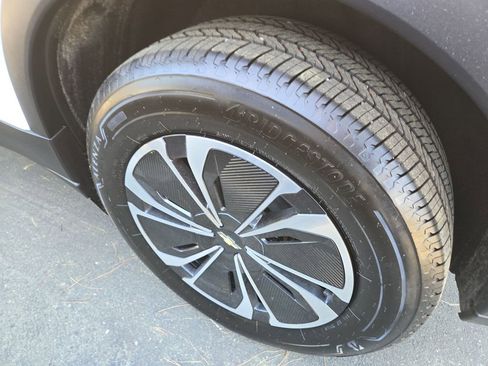 New 2026 Chevrolet Blazer EV LT w/ LPO, All-Weather Mat Package image 32