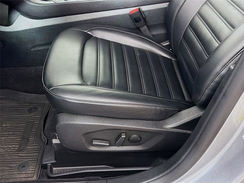 Used 2024 Ford Edge SEL w/ Convenience Package image 19