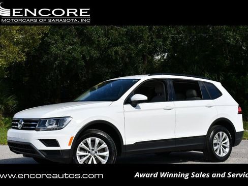 Used 2018 Volkswagen Tiguan S image 1