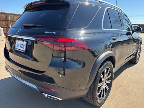 Used 2025 Mercedes-Benz GLE 350 4MATIC image 3