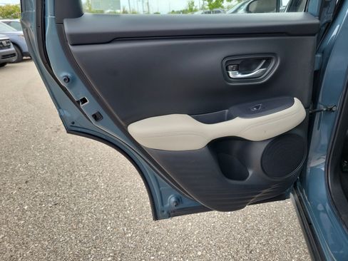 Used 2024 Honda HR-V LX image 12