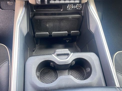 Used 2022 RAM 3500 Laramie AWD/4WD image 28