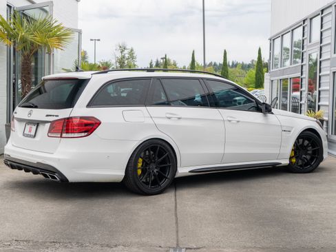 Used 2014 Mercedes-Benz E 63 AMG S-Model image 7