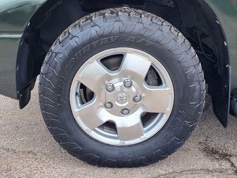 Used 2010 Toyota Tundra Limited AWD/4WD image 2