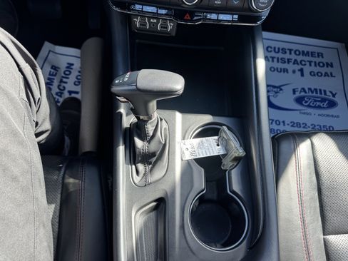 Used 2024 Dodge Durango GT image 17