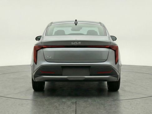 Used 2025 Kia K4 LXS image 7