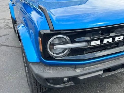Used 2024 Ford Bronco Outer Banks AWD/4WD image 17
