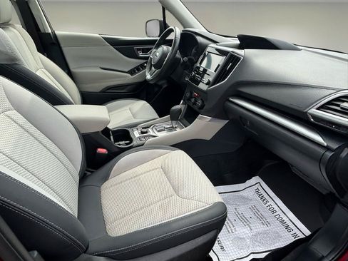 Used 2019 Subaru Forester Premium w/ All-Weather Package AWD/4WD image 19