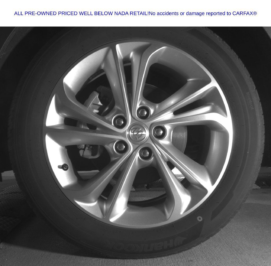 Used 2023 Buick Encore GX Preferred w/ Cold Weather Comfort Package FWD image 11