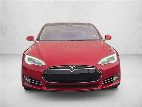 Used 2013 Tesla Model S Performance RWD image 2