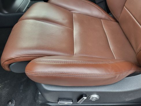 Used 2025 Lincoln Navigator Reserve AWD/4WD image 20