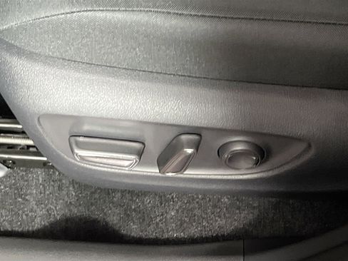 New 2025 Toyota RAV4 XLE image 15