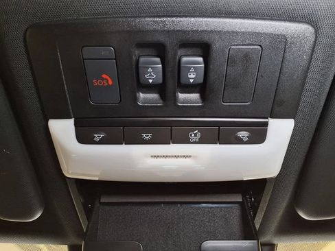 Used 2022 Mitsubishi Outlander SEL FWD image 16